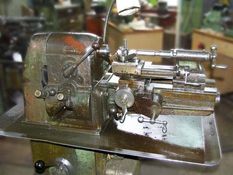 Фото токарного верстата 1613 Д